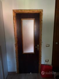 Porte interne in legno con vetro