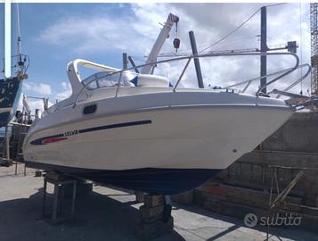 Barca selva 650 cabin