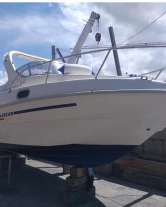 Barca selva 650 cabin