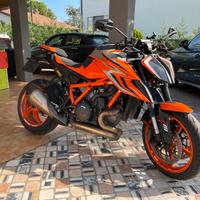 Ktm superduke 1290 r evo