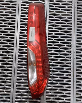 Fanale Post. Dx Nissan X-Trail 2009