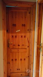 Porte di pino abete. usate 
