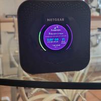 Router portatile Netgear MR1100