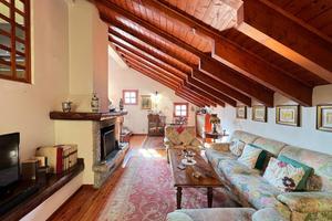 4 LOCALI A CASTIONE DELLA PRESOLANA