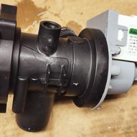 Whirlpool pompa scarico Askoll per lavatrice
