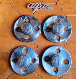 Borchie coppette Alfetta Alfa Romeo scritta