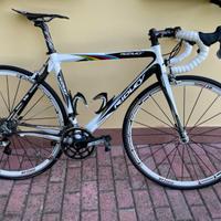 Bici da corsa in carbonio marca Ridley