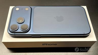 IPhone 17 Pro Max 256gb Blu con cover TechWoven