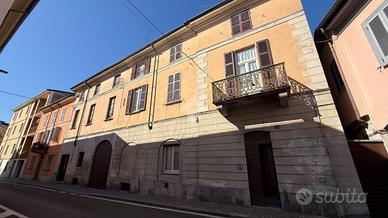 4 LOCALI A STRADELLA