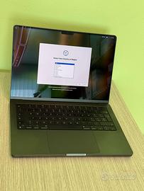 MacBook Pro 14 18GB/512GB M3 - 1 anno di garanzia