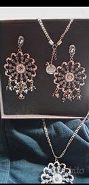 Parure collana e orecchini con strass