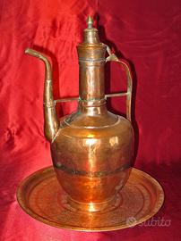 Brocca antica con piatto in rame Marocco primi ‘90