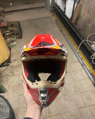 Casco ufo ceoss