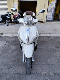 Piaggio beverly 300