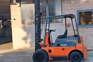 carello Elevatore Toyota  Diesel  25ql 