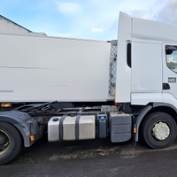 Renault premium 460 (09/2010)