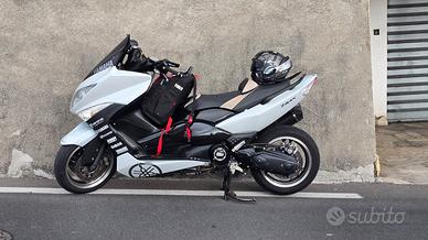 tmax 500 anno 2010