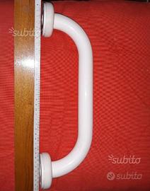 Maniglione lineare disabili