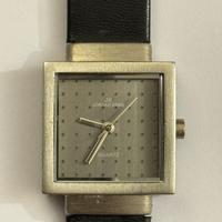 Orologio vintage Jordan Kerr Quartz Quadrato