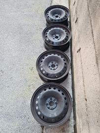 4 CERCHIONI R16 utili cambio stagione