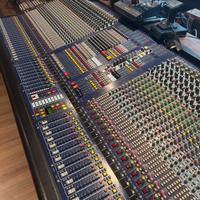 Midas Heritage 2000 mixer audio