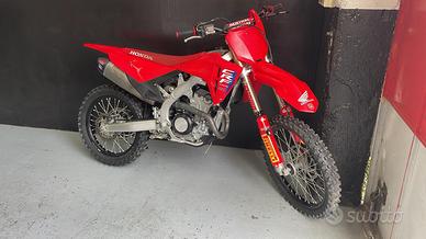 Honda Crf 250 anno 2025 ufficiale Red moto