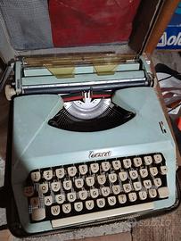 Macchina da scrivere