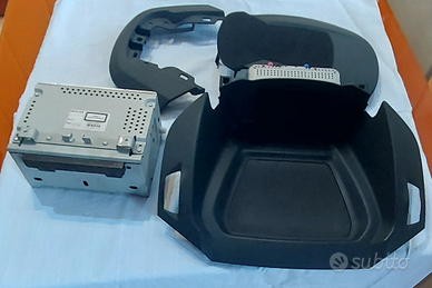 NAVIGATORE FORD C-Max