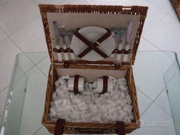 Cesto da PicNic in vimini, completo 2 pax- NUOVO