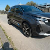 PEUGEOT 5008 GT