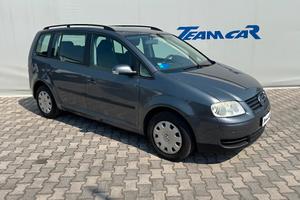 Volkswagen Touran 1.9 tdi 7 POSTI OK Neopatentati