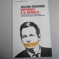 Julian Assange, tre libri nuovi