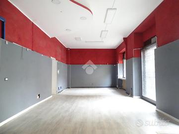 NEGOZIO A ALESSANDRIA