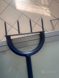 Aeratore a Chiodi per Prato tuto in Metallo