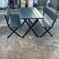 Set tavola con panche