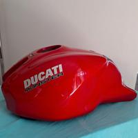 Serbatoio incidentato Ducati Monster 1200 821