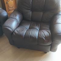 Sofá letto+due poltrone pelle