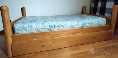 Doppio letto singolo legno
