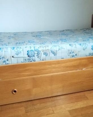 Doppio letto singolo legno