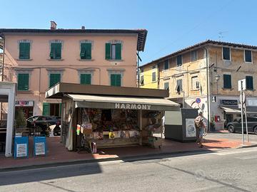 Storica edicola (dal 1950) nel centro di bientina