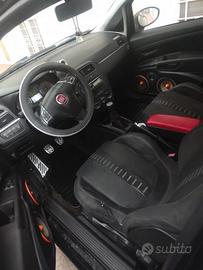 Auto Grande punto sport