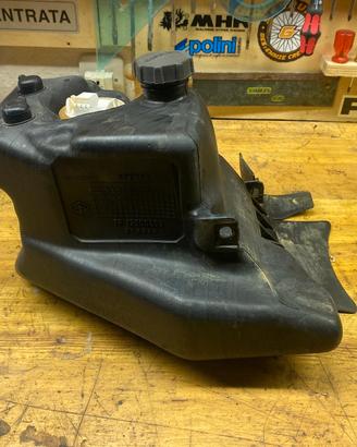 Serbatoio benzina Piaggio NRG MC2 MC3