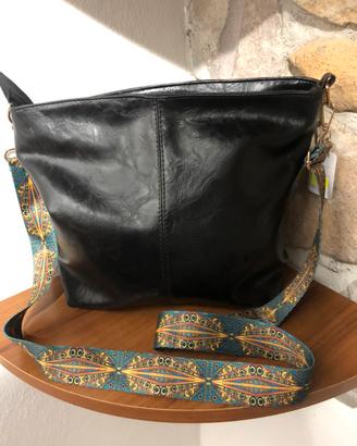 Borsa donna tracolla colore nero