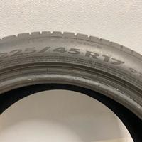 2 gomme Pirelli estive 225 45 r17