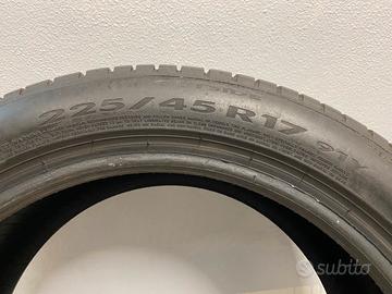 2 gomme Pirelli estive 225 45 r17