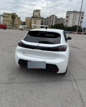 Peugeout 208 allure