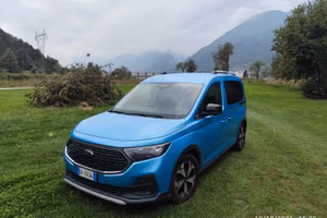 Ford Tourneo Connect Active 2.0 TDCi AWD 4x4 (Agos