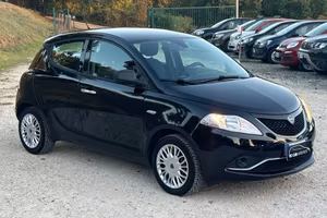 Lancia Ypsilon 1.2 69 CV 5 porte Silver