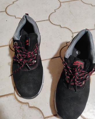 Scarpe antinfortunistiche 