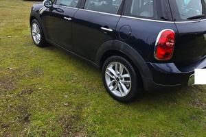Mini Cooper Countryman 2.0 D Automatica ok neo pat